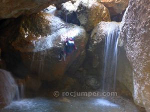 R11 - Torrent de Vilacireres por Torrent de Cal Pelegrí - Sant Llorenç de Morunys - RocJumper