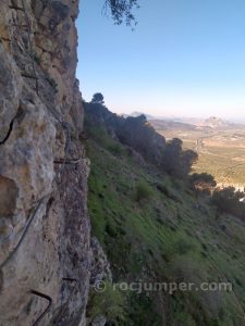 Tramo vertical - Vía Ferrata Archidona - RocJumper