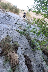 Rápel - Vía El Nostre Amic - Roca narieda Oeste - Fígols i Alinyà - RocJumper