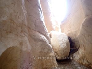 Piedra R4 - Barranco de la Raja de Alicún - RocJumper