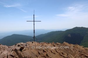 Cruz de les Agudes - Vía El Vol de l'Home Ocell - Les Agudes - Montseny - RocJumper