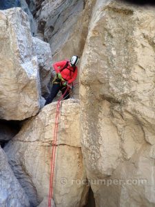 Rapel o pasamanos - Barranco de la Raja de Alicún - RocJumper