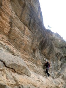 Flanqueos Techo - Vía Ferrata Barranco de Carcauz - Vícar - RocJumper