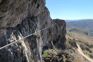 Tirolina 80 m - Vía Ferrata Cueva de Horá - Loja - RocJumper