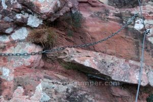 Flanqueo cadena - Vía Ferrata de la Olla - Talayuelas - RocJumper