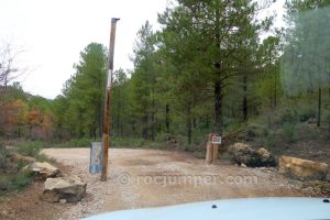 Entrada Parking - Vía Ferrata Ventano del Diablo - Villalba de la Sierra - RocJumper