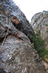 Tramo Vertical - Vía Ferrata del Estrecho de Arcos de la Sierra - RocJumper