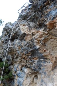 Tramo Vertical - Vía Ferrata del Estrecho de Arcos de la Sierra - RocJumper