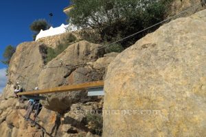 Tramo B Puente de Tronco - Vía Ferrata El Turrión - Comares - RocJumper