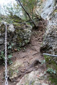Cadenas - Vía Ferrata Ventano del Diablo - Villalba de la Sierra - RocJumper