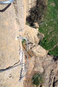 Tramo D Tirolina Ida - Vía Ferrata El Turrión - Comares - RocJumper