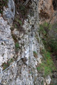 Ascenso - Vía Ferrata Ventano del Diablo - Villalba de la Sierra - RocJumper