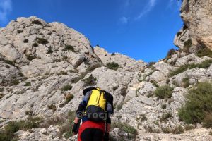 Llegando al collado - Canal Mika - Barranco del Rincón del Olvido o Teular - Confrides - RocJumper