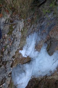 R8 - Torrent de Pujal o Cal Clot - Vallcebre - RocJumper