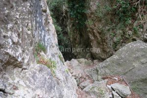 R2 - Vía Ferrata Avenc Ombría de Toll Blau - Mas Barberans - RocJumper