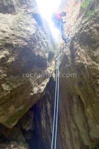 R3 - Vía Ferrata Avenc Ombría de Toll Blau - Mas Barberans - RocJumper