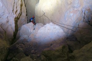 Flanqueo - Vía Ferrata Avenc Ombría de Toll Blau - Mas Barberans - RocJumper