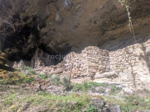 Bauma del Teixidor - Torrent de Milany - Santa Maria de Besora - RocJumper