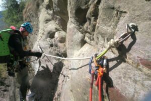 R5 - Barranco 12 Cascadas de Liri - RocJumper