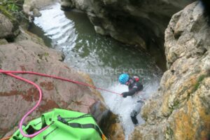 R6 - Barranco 12 Cascadas de Liri - RocJumper