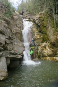 R12 - Barranco 12 Cascadas de Liri - RocJumper