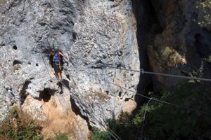 Puente 1 Tibetano - Ranero I - Vía Ferrata Huerta de Rey - RocJumper