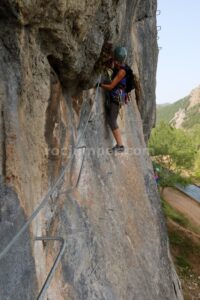 Flanqueo - Vía Ferrata Cistierna - RocJumper