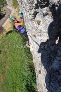 Flanqueo Presas - Ranero II Difícil - Vía Ferrata Huerta de Rey - RocJumper