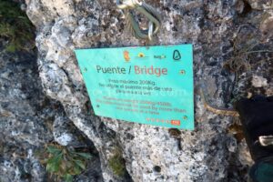 Puente nepalí - Ranero II Medio - Vía Ferrata Huerta de Rey - RocJumper