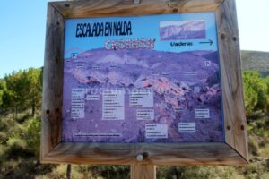 Panel informativo escalada deportiva - Vía Ferrata Cueva de San Marcos - Nalda - RocJumper