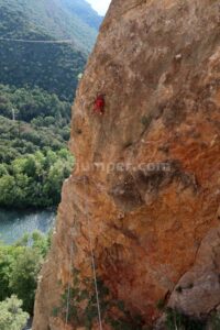 Puente Mono - Vía Ferrata Harri-Gorri - Sobrón - RocJumper