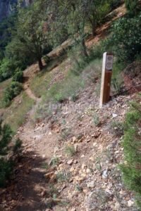Sendero descenso - Vía Ferrata Harri-Gorri - Sobrón - RocJumper