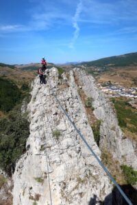 Puente Mono - Vía Ferrata Valdetorno Sabero - RocJumper
