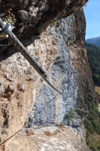 Flanqueo - Vía Ferrata Camaleño - Los Llanos - RocJumper
