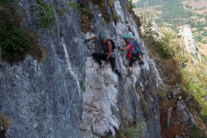 Flanqueos - Vía Ferrata Valdetorno Sabero - RocJumper