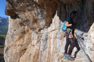 Flanqueo - Vía Ferrata Camaleño - Los Llanos - RocJumper