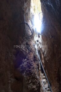 Cueva - Vía Ferrata Valdetorno Sabero - RocJumper