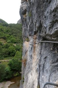 Flanqueo - Vía Ferrata El Milar - La Hermida - RocJumper