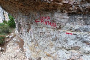 Indicaciones de Cova Pintada - Barranc de Cova Pintada por Barranc dels Toll Brossa - Mas Barberans - RocJumper