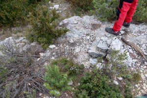Hito de piedra - Barranc de Cova Pintada por Barranc dels Toll Brossa - Mas Barberans - RocJumper