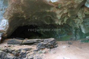 Cueva Jabalí - Vía Ferrata La Hermida - RocJumper