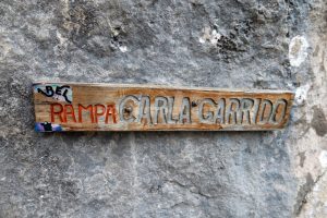 Cartel Rampa Carla Garrido - Vía Ferrata La Hermida - RocJumper