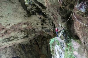 Flanqueo - Vía Ferrata Callejomadero - Ramales de la Victoria - RocJumper