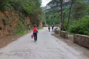 Aproximación - Vía Ferrata Paret de les Arcades - Llimiana - RocJumper