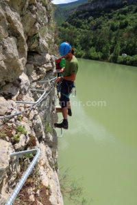 Flanqueo - Vía Ferrata Paret de les Arcades - Llimiana - RocJumper