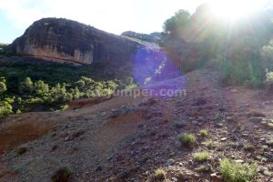 Aproximación - Vía Ferrata Roca Foradada - Llimiana - RocJumper