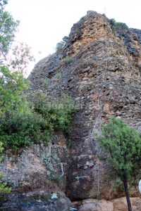 Inicio Vertical - Vía Ferrata Roca Foradada - Llimiana - RocJumper