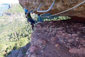 Tramo 1 Flanqueo Faja - Vía Ferrata Roca Foradada - Llimiana - RocJumper