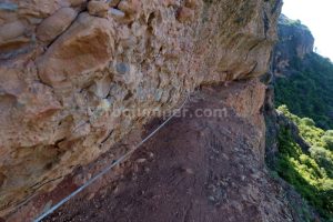 Tramo 1 Flanqueo Faja - Vía Ferrata Roca Foradada - Llimiana - RocJumper