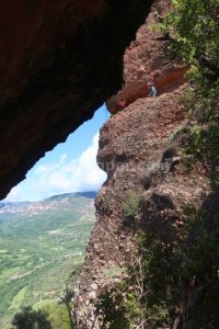 Tramo 2 Flanqueo - Vía Ferrata Roca Foradada - Llimiana - RocJumper
